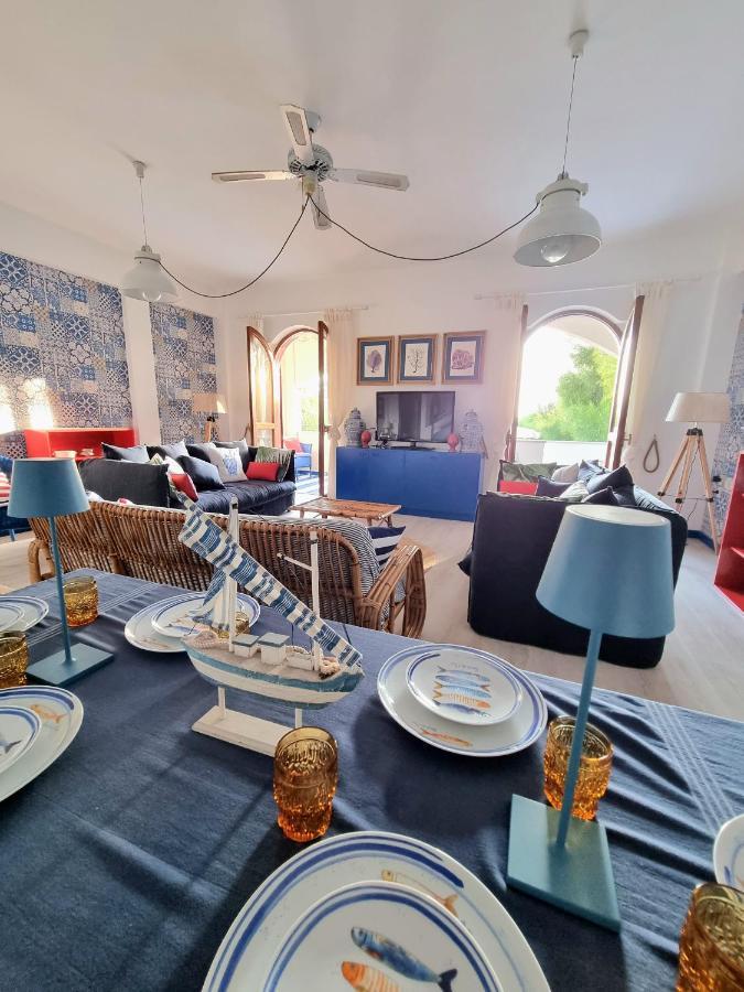 팔레나 Vista Mare Su Tre Piani Con Giardino 빌라 외부 사진